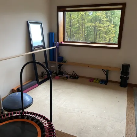 Sunset Mountain-View Retreat on 15 Acres · 11 Min to Woodstock