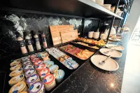Van der Valk Hotel Bloom - Frühstück