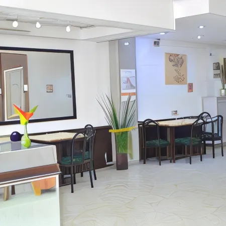 Hotel Trevi