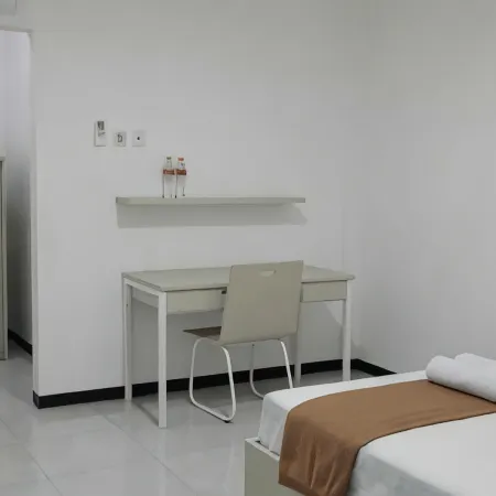 The Kost Homestay Syariah Hoteles en Sukun