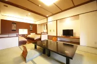 Hotel Okuyumoto - Pools