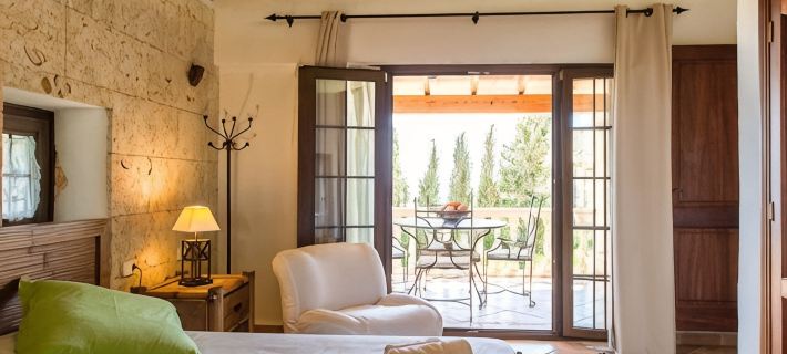 Spectacular house for 10 people with air conditioning, private pool, wifi Hotéis em Felanitx