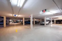 Sommos Hotel Aneto - parking