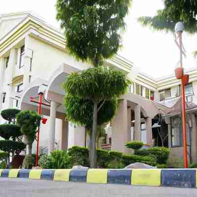Angel Resort & Amusement Water Park Hotel Exterior