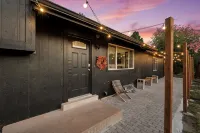 Wilderness Haven with Hot Tub in Franktown - 4 étoiles