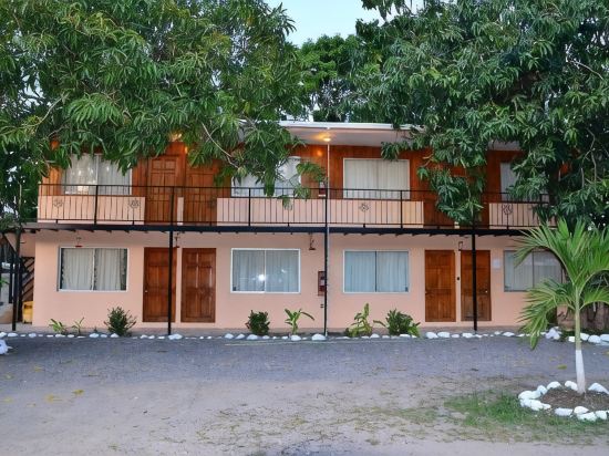 Mapi's Cabins