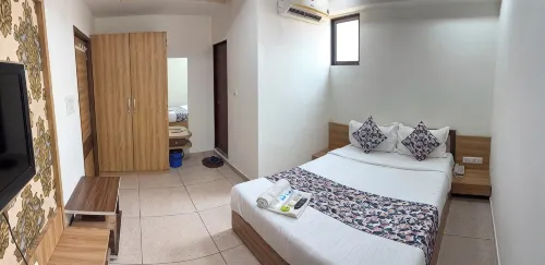 Hotel Yuvraj - Bathtub