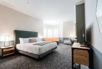 Hotel NoBo Cascade, Tapestry Collection by Hilton - Pool