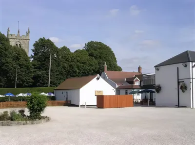 Thornton Hunt Inn Hotels in 