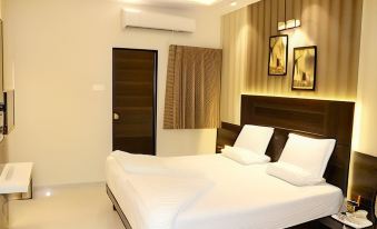 Hotel Sher-E-Punjab - Housity