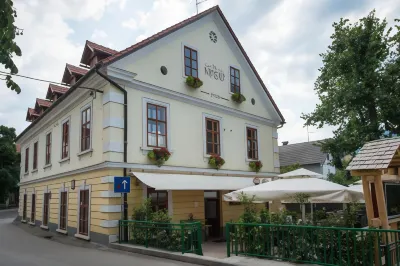 Hotel Pri Mostu Hotels in Stadskommun av Novo Mesto