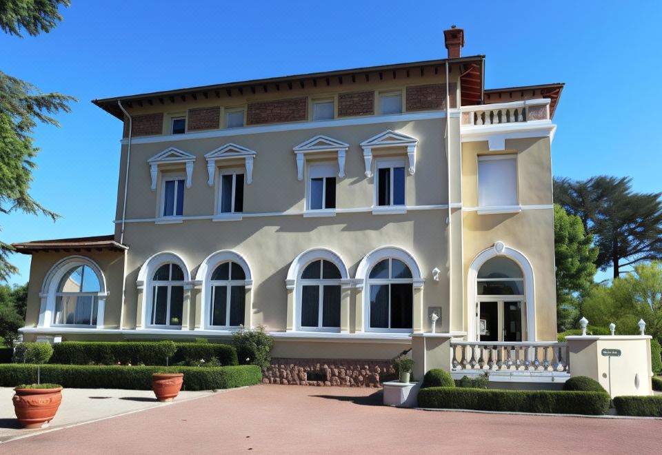 hotel overview picture