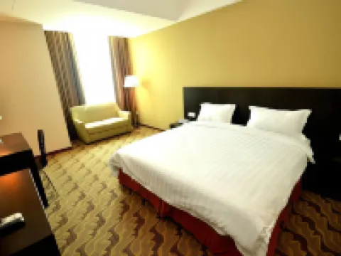 Eminent Hotel Hotels in Donggongon