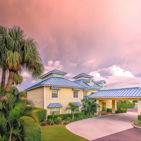 Naples Garden Inn