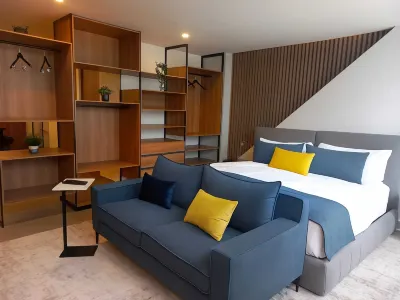 Missum Versatile Living Hotels near Casa Gloria