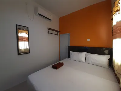 Capital O 93076 Batam Backpacker Guesthouse 2 Hotels near Baitul A'la Mosque