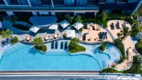 S Sriracha Hotel & Residence - Infinity Pools