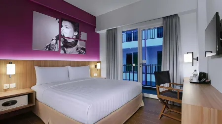 Fame Hotel Sunset Road