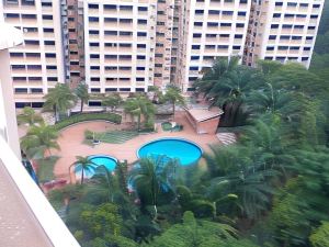 Cozy 3 Bedrooms Apartment Putra Villa Gombak