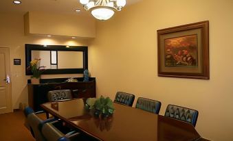 Hampton Inn London-North