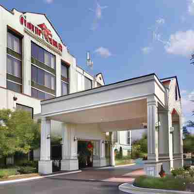Holiday Inn Express & Suites Blacksburg - University Area Hotel Exterior