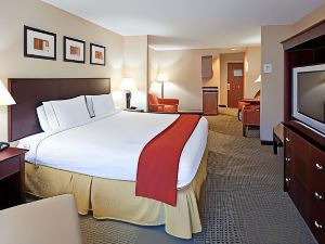 Holiday Inn Express & Suites Freeport - Brunswick Area