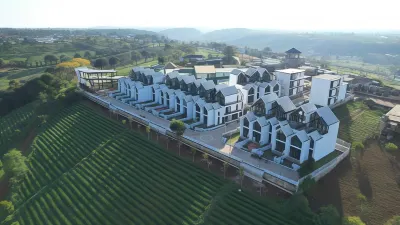 Lakehill Villas Hotel di B Lá