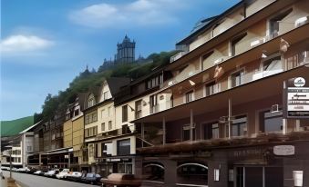 Burg-Hotel & Hostel Cochem