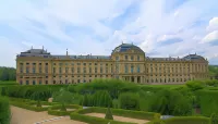 Flair-Hotel Zum Benediktiner Отели в г. Визенбронн