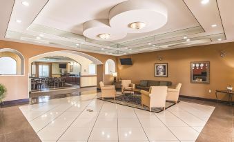La Quinta Inn & Suites by Wyndham Bridgeport