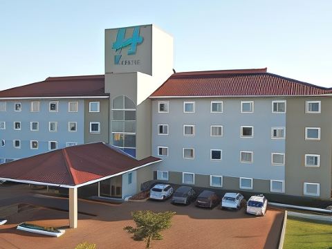 H+ Hotel
