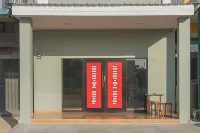 RedDoorz Near Hang Nadim Batam Airport Hotell i Batu Besar