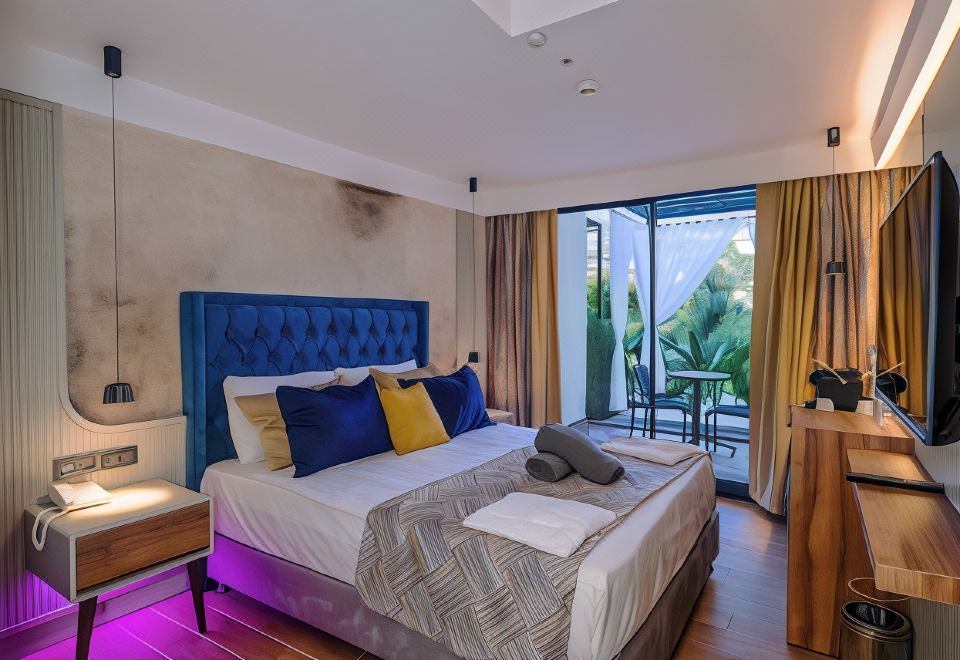 2. 아다 포트 호텔..