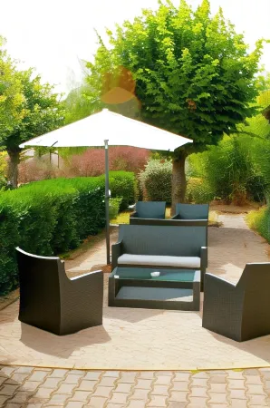 The Originals Boutique, Hôtel Marytel, Montbrison Отели в г. Монбризон