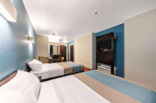 Motel 6 Laredo, TX - Airport