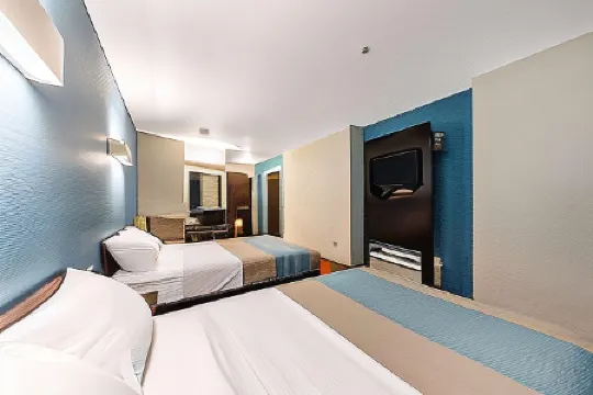 Motel 6 Laredo, TX - Airport