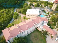Tanglewood Resort, Ascend Hotel Collection فنادق في Pottsboro