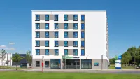 Holiday Inn Express Krefeld - Dusseldorf Hotels near Pharmacy in LCC