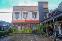 RedDoorz Near Jalan Wolter Monginsidi Manado Mandolang 호텔
