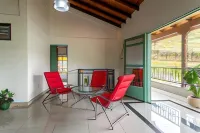 Soy Local Guatape Hotels in Penol