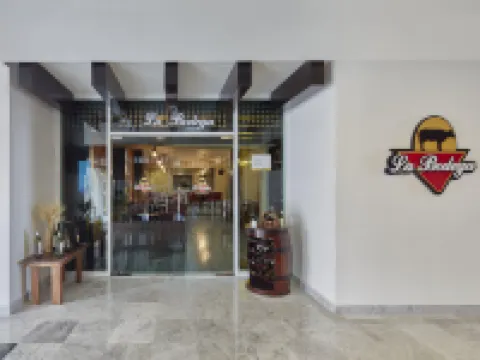 Fiesta Americana Villas Cancún Hotels near Forum By The Sea
