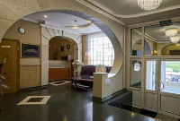 Oktyabryskaya Hotel