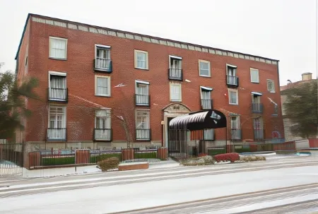 Old Capitol Inn Отели рядом с достопримечательностью «Государственный университет Джексон»