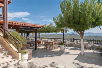 Earino Hotels in Agios Myronas