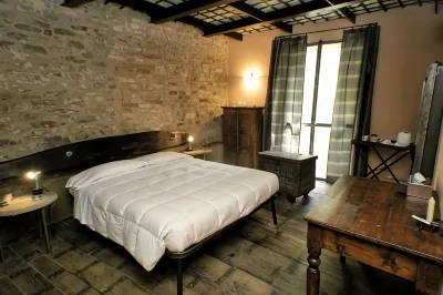 Le Case Della Saracca Hotels near Simone Scaletta