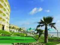 Perry's Ocean-Edge Resort Hotels near Sun Splash Park