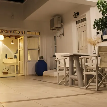 Giannoulis Hotel