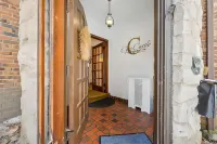 The Castle is back! 4 BR/3.5 BA,  Game Room! 1 mile from University of Toledo!