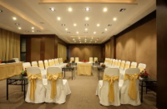 Express Towers Hotel