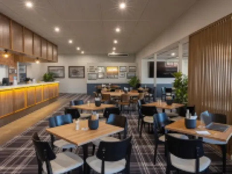 The Club Hotel Hotels in Gladstone